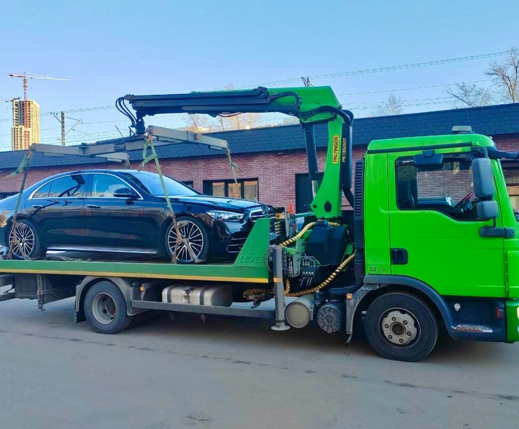 Эксперт: мошенники под видом эвакуаторщиков могут намеренно выводить автомобили из строя