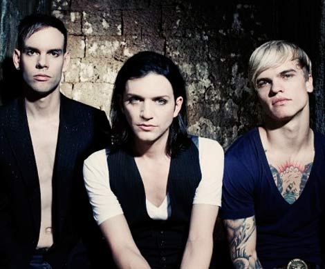Музыканты рок-группы Placebo снимают кино о гастролях по России