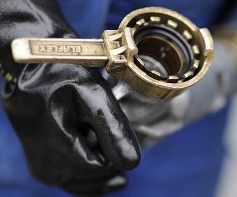 МЭА прогнозирует России сокращение нефтедобычи