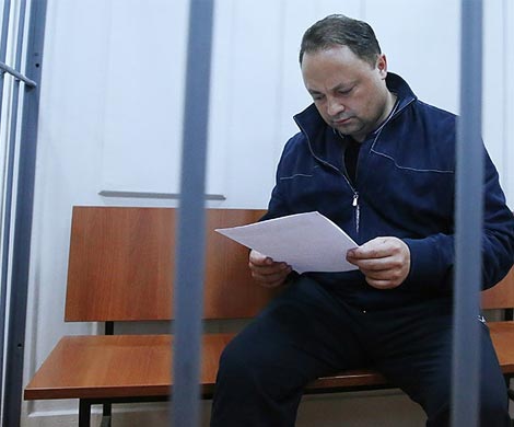 Мэр Владивостока будет оставаться под стражей до конца ноября