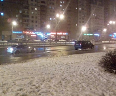 На Комендантском проспекте Хаммер сбил пешехода‍