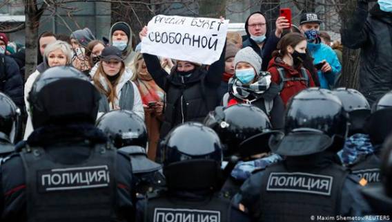 На митингах в России граждане требовали перемен