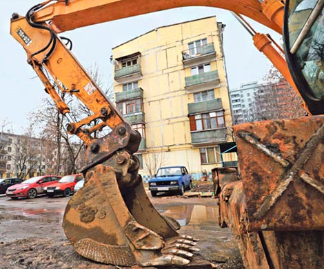 Московская реновация становится политической  