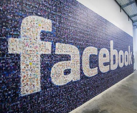Наличие личной жизни видно по деятельности человека в социальной сети Facebook