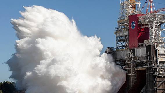 NASA успешно провело испытание ракеты Boeing для лунной миссии