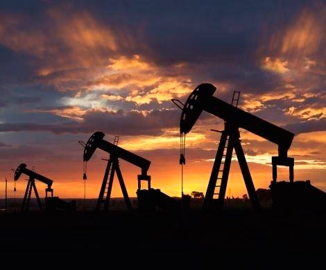Нефть пробила уровень в $50, надавив на рубль