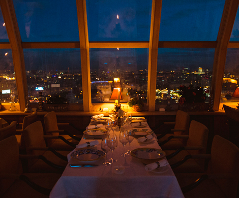 Новогодняя ночь в ресторанах BUONO, Mercedes bar, «Трубадур» и Romantic