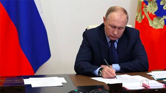 Новые врио глав пяти регионов РФ приступают к работе