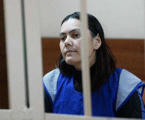 Обезглавившую девочку няню арестовали на два месяца