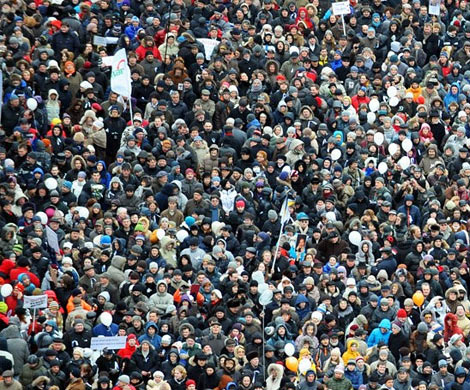 Оппозиция не сможет провести первомайское шествие в центре Петербурга