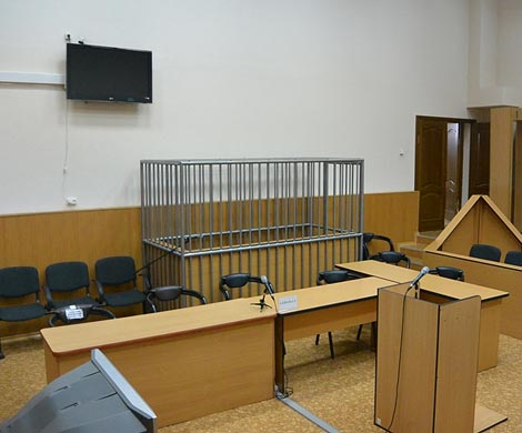 Оправданный присяжными биробиджанец изнасиловал свидетельницу по делу