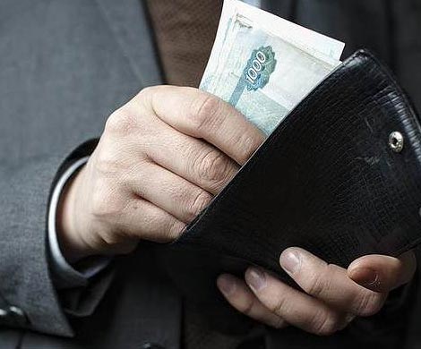 Почти 6 млн рублей должны выплатить за 10 дней голодающим рабочим завода на Урале