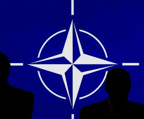Почти развал НАТО: США ввели санкции против союзников по блоку