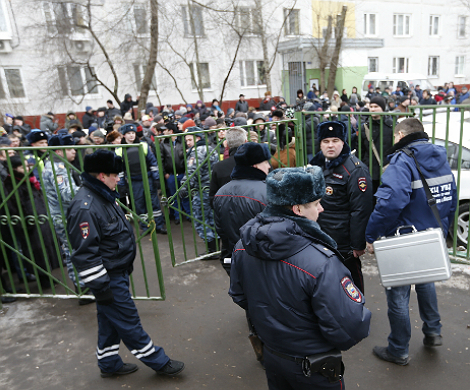 Подросток, устроивший стрельбу в московской школе, сдался