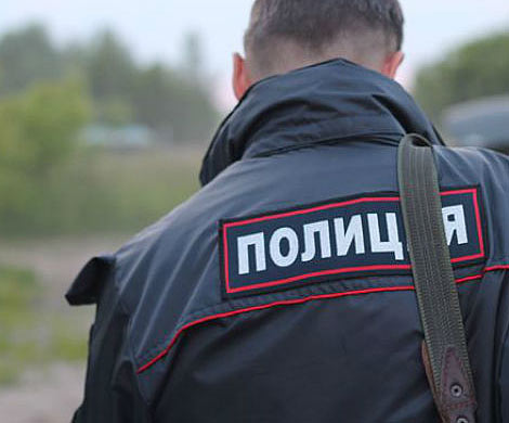 Полицейские случайно обнаружили в неблагополучной семье чужого ребёнка