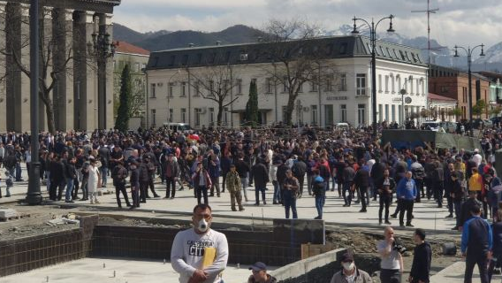 Политолог: беспорядки во Владикавказе могут спровоцировать протесты против самоизоляции по всей РФ