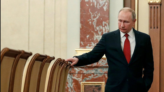 Политолог о желании элит сместить Путина: осенью мы увидим первые признаки переворота в РФ