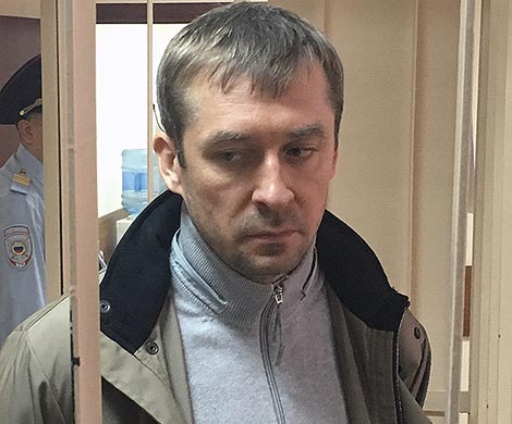 Полковник Захарченко спрятал в Швейцарии €300 млн