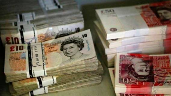 Попавшие под санкции олигархи смогут использовать до £1 млн замороженных средств для оплаты юридических счетов