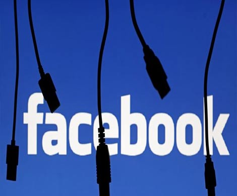 Порошенко будет добиваться открытия офиса Facebook на Украине