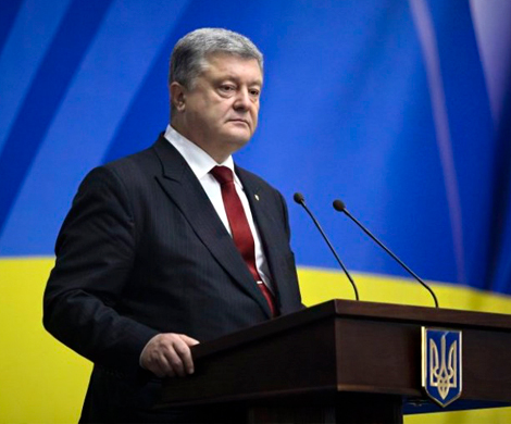 Порошенко одобрил использование на востоке всех видов оружия