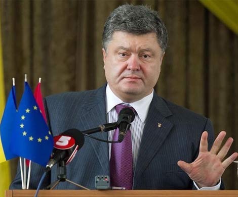 Порошенко разрешил иностранным войскам проводить маневры на Украине