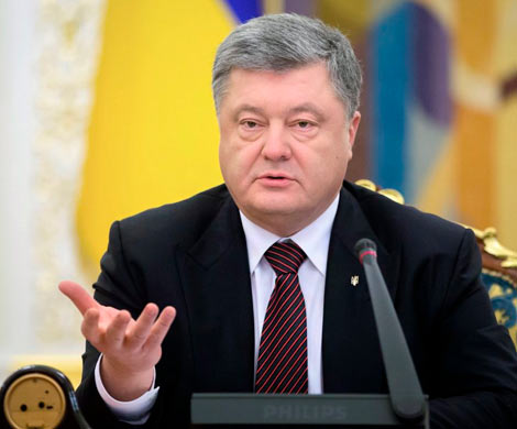 Порошенко зовет миротворцев