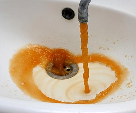 Правительство предлагает штрафовать за грязную воду