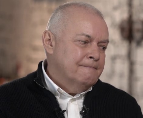 «Правительство тянет Путина вниз»: Киселев у Дудя дал оценку действиям власти