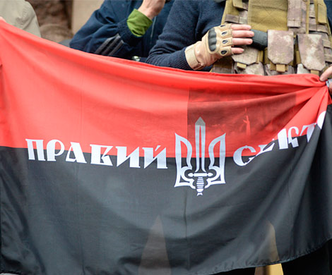 "Правый Сектор" покинул гостиницу "Днепр" без оружия
