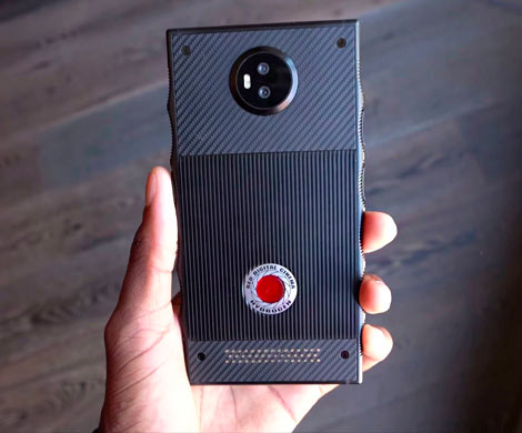 Представлен смартфон Red Hydrogen One с голографическим дисплеем