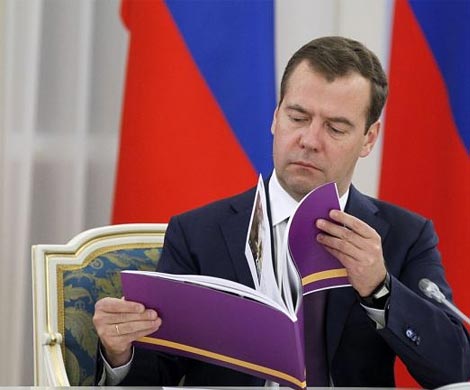 Премьер против налога на бездетность и повышения налогов в целом