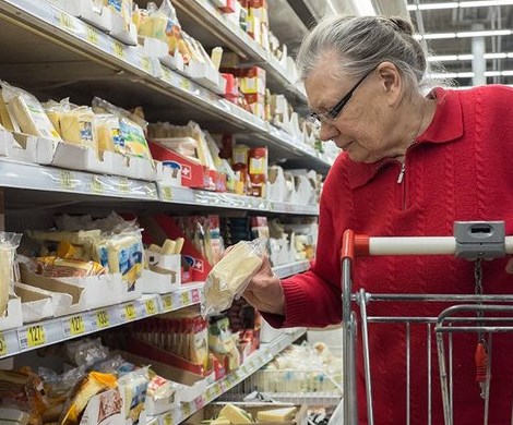 Продукты подорожают в два раза: деньги россиян будут обесцениваться рекордными темпами