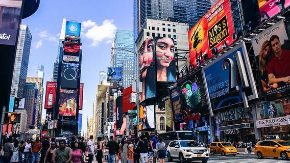 Профсоюз актеров США проведет массовый митинг на Таймс-сквер 