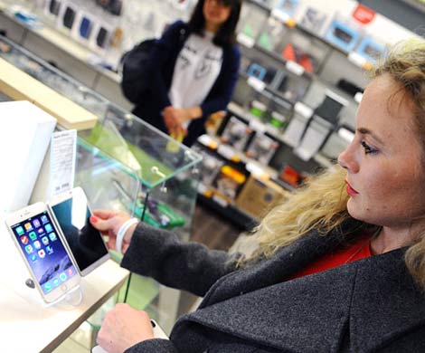 Apple и Samsung вновь поднимают цены