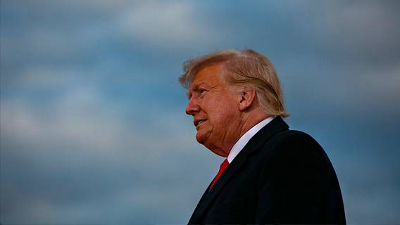 Прокуратура Нью-Йорка подала в суд на Дональда Трампа, его компанию и членов семьи и потребовала выплаты $250 млн штрафа