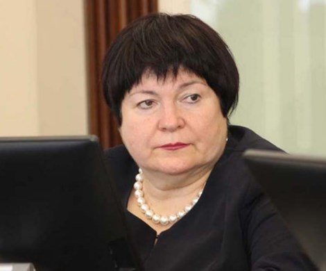 «Пусть родители платят»: депутат от ЕР предложила отменить бесплатное питание в младшей школе