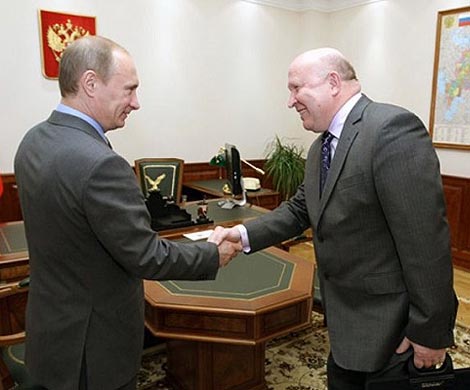 Путин обсудил с Шанцевым ситуацию в регионе 