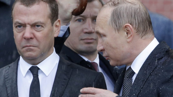 «Путин опасается Медведева»: Deutsche Welle объяснила «слив» премьера в Совбез
