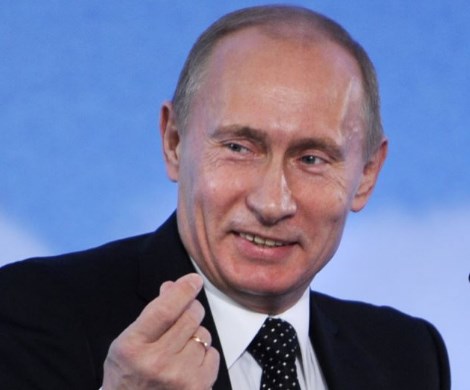 Путин заявил о рекордном росте зарплат россиян: инфляция с ним не согласна