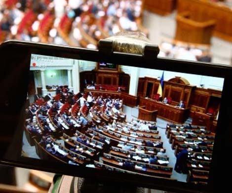 Рада может отменить законы о Донбассе и амнистии 