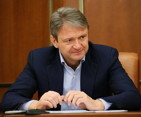 Райские кущи министра Ткачева