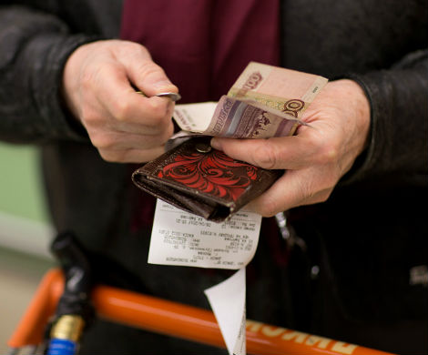Реальные доходы россиян в ноябре упали  на 5,4%