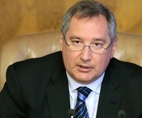 Рогозин посоветовал россиянам покинуть авиасалон Фарнборо