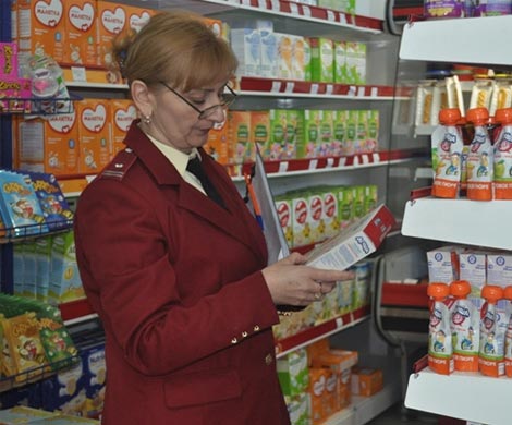 Роспотребнадзор с начала года изъял более 245 т. запрещенной в РФ продукции