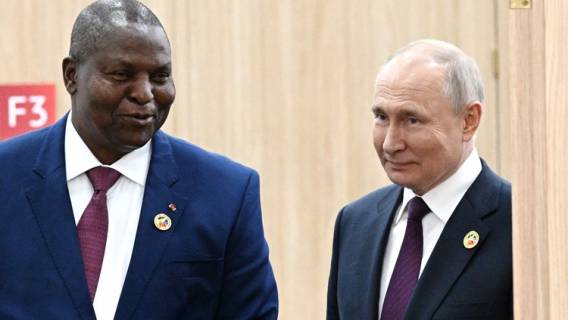 Российские специалисты в ЦАР: возможная причина визита Туадера в РФ