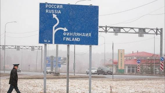 Российские власти предоставляют мигрантам скутеры и велят им пересекать границу с Европой
