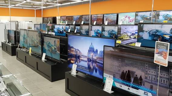 Российский рынок телевизоров: китайский бренд Haier обошел Samsung по объему продаж