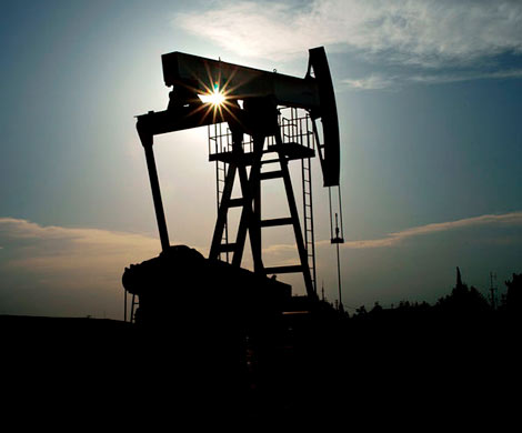 Россия и Саудовская Аравия поддержали ограничение нефтедобычи на 9 месяцев