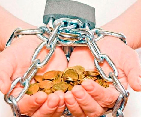 Россиянам обещают свободу от финансового рабства